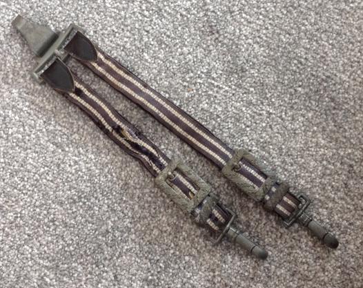 Third Reich Luftwaffe Dagger Hangers