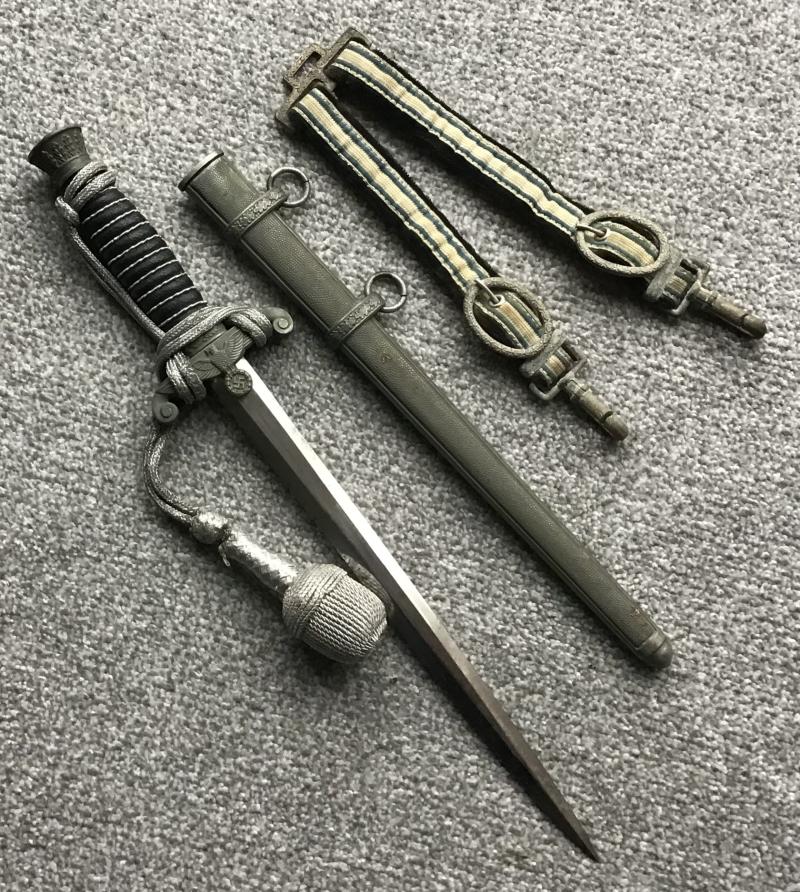 Third Reich Army? Officers Dagger-WKC