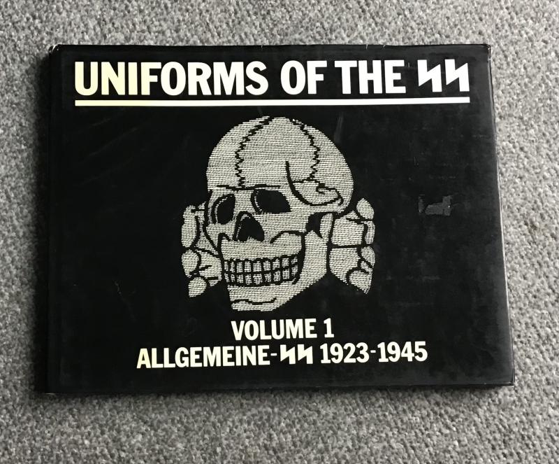 Book- Uniforms of the SS Volume 1-Mollo