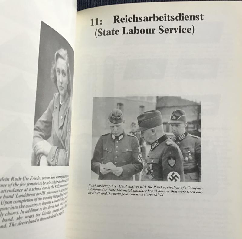 Book-Insignia of the Third Reich-Angolia