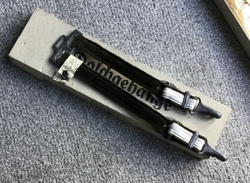 Third Reich Army Dagger Hangers-Boxed