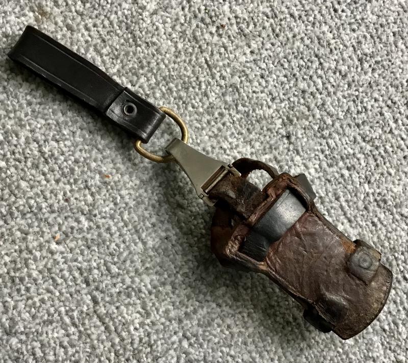 Third Reich SS Dagger Vertical Hanger