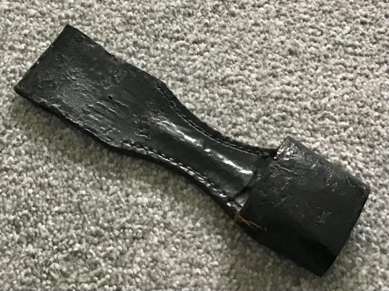 Third Reich SS Dagger Vertical Hanger