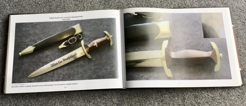 Service Daggers of the SA and the NSKK-Ralf Siegert