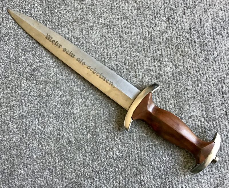 N.P.E.A. Students Dagger-Bugsmüller