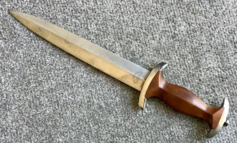 N.P.E.A. Students Dagger-Bugsmüller