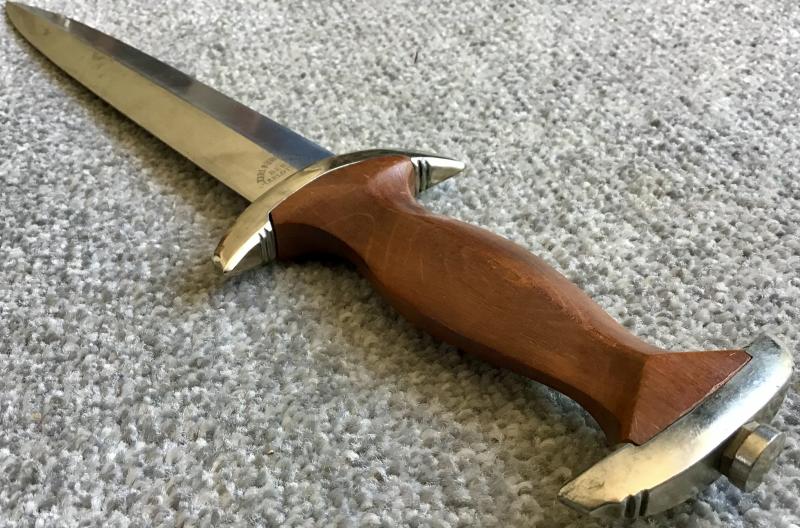 N.P.E.A. Students Dagger-Bugsmüller